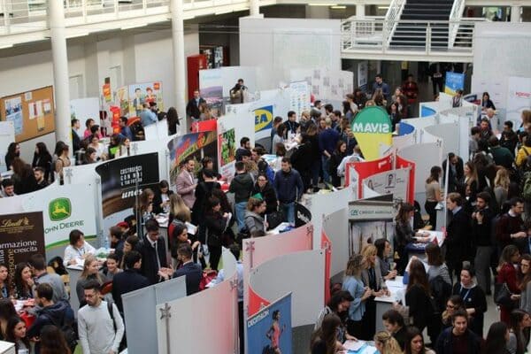 Come prepararsi ai career day