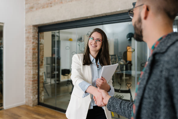 Iniziare un nuovo lavoro: 7 consigli su come farlo nel migliore dei modi - Jobiri