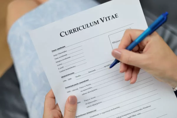 Come firmare un curriculum vitae - Jobiri