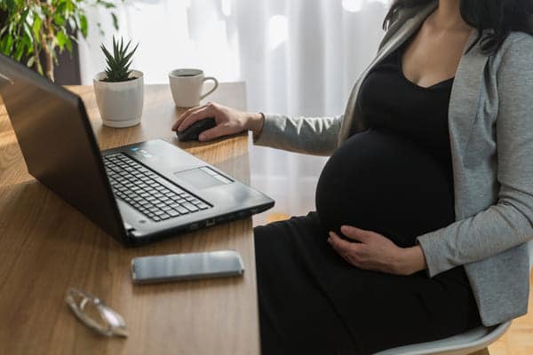 cercare lavoro in gravidanza